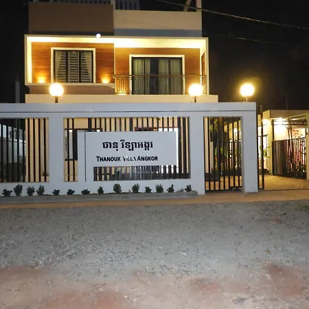 Thanouk Villa Angkor ថានុវីឡាអង្គរ